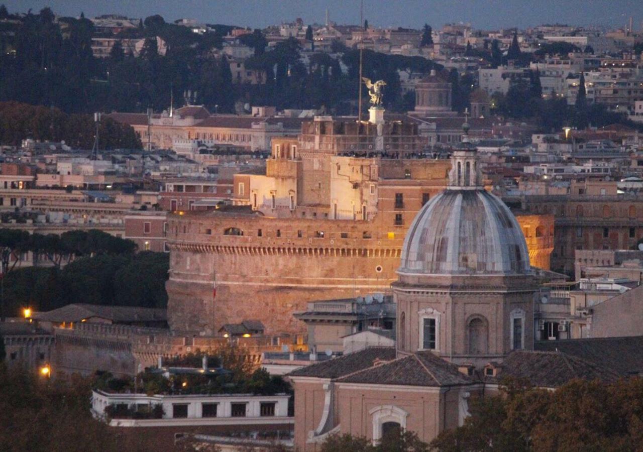 Vatican In The Moonlight Apartment روما المظهر الخارجي الصورة